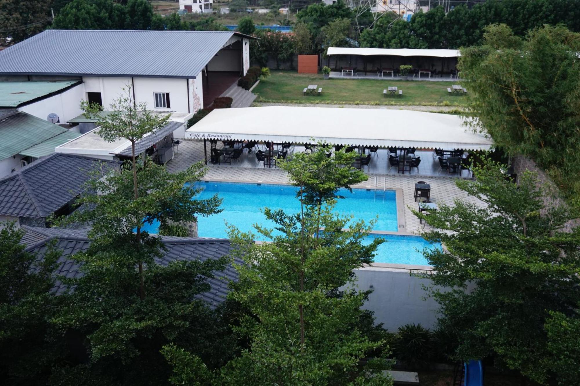 Vistar Resort & Hotels Bangalore Exterior photo