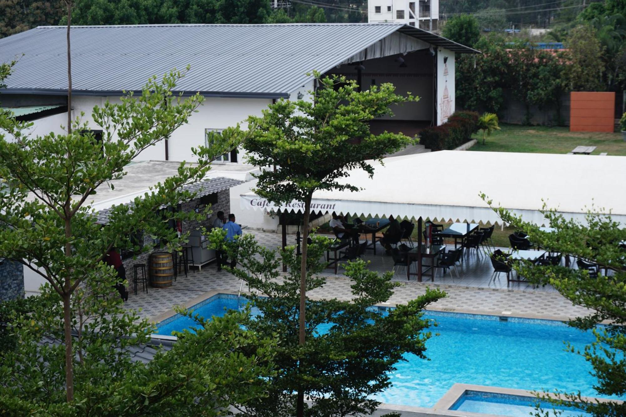 Vistar Resort & Hotels Bangalore Exterior photo